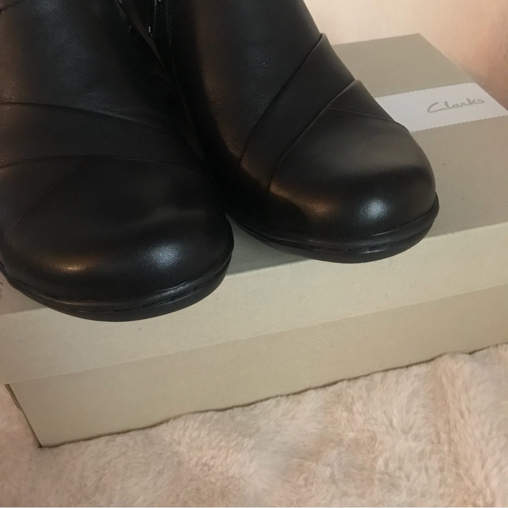 Clarks Channing Ann Black Leather Slip-On Shoe - Picture 8 of 16